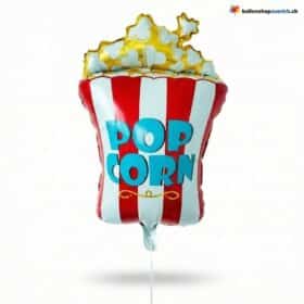 Кинотеатр с воздушными шарами и попкорном