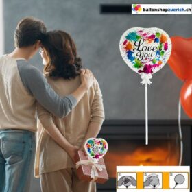 Kleiner mini Folieballon "I LOVE YOU Color" Luftballon als Tischdekoration, als Dekoration für den Blumenstrauss VALENTINSTAG JAHRESTAG Ballon oder eines Geschenks mit Stab