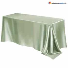 Скатерть из атласной ткани цвета шалфея