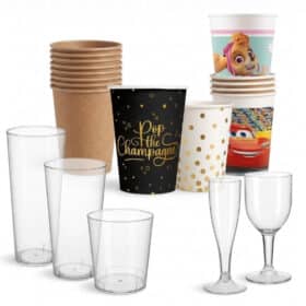 Becher und Gläser